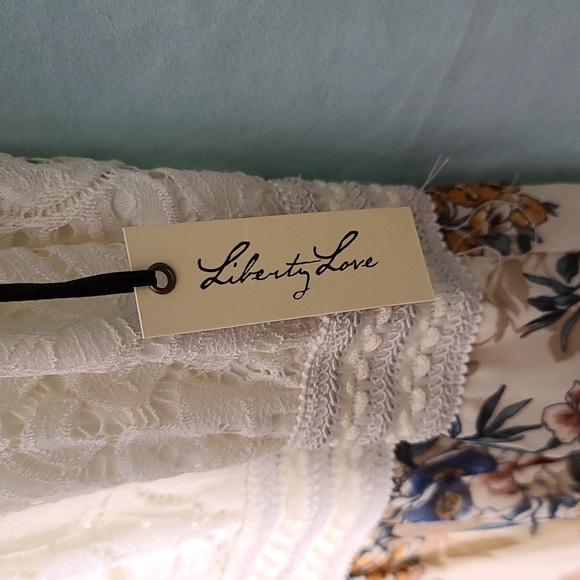 LIBERTY LOVE DRESS - Picture 7 of 9